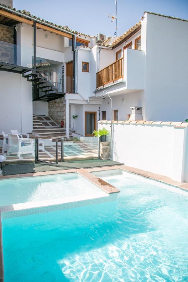 Apartamentos Turísticos La Casa Vieja Sabiote Exterior foto